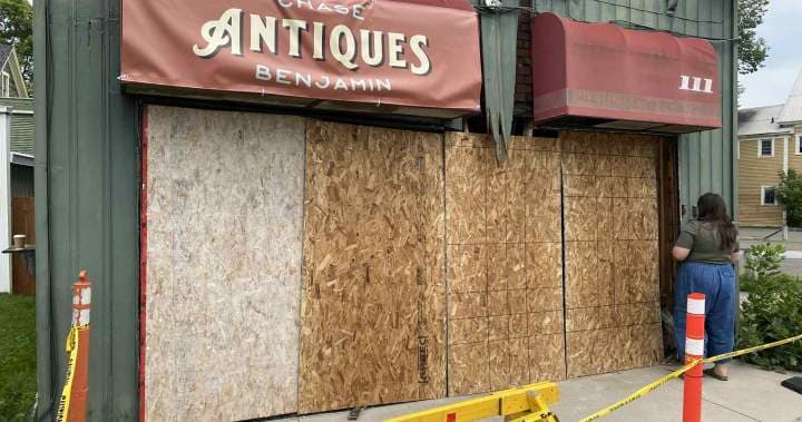 Le propriétaire d'une entreprise de Fredericton dit que l'accident qui a détruit sa boutique était « juste le coup de pouce » dont il avait besoin - Nouveau-Brunswick | Globalnews.ca