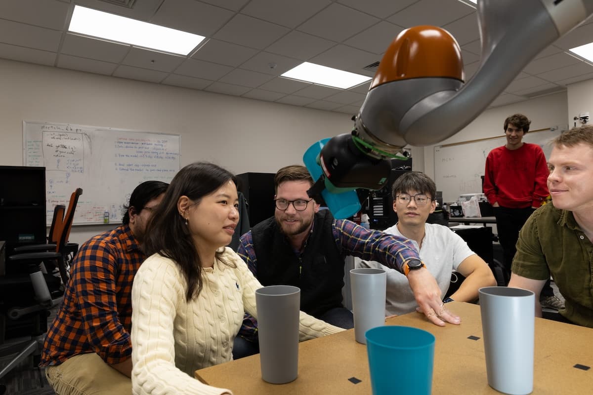 Kahlert School of Computing Launches Bachelor’s Degree in Artificial Intelligence - The John and Marcia Price College of Engineering at the University of Utah