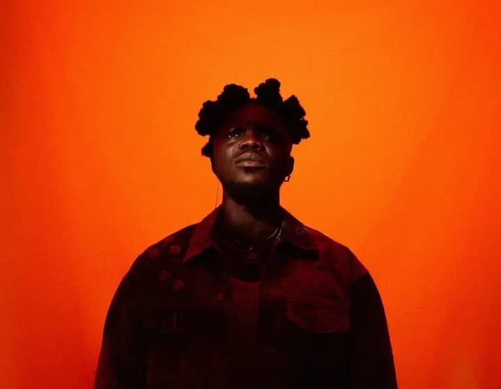 Maxzy invites the gyal dem to vibe on new banger ‘Laptop’ - AmeyawDebrah. com