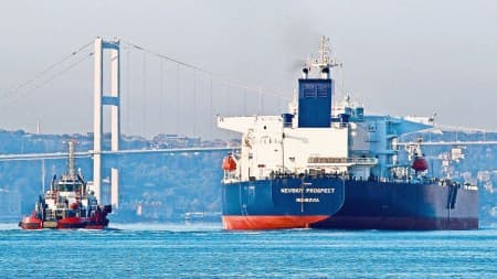 Signs of pullback: Sharp drop in Russia oil exports to India after US sanctions