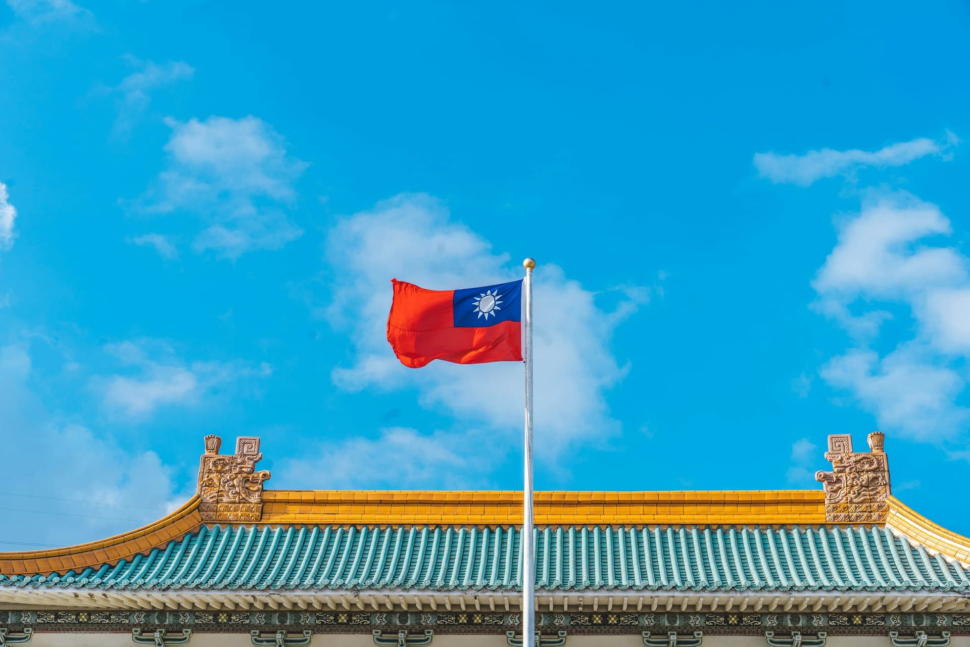 Taiwan issues 'crisis' guide on preparing for disasters, Chinese attack