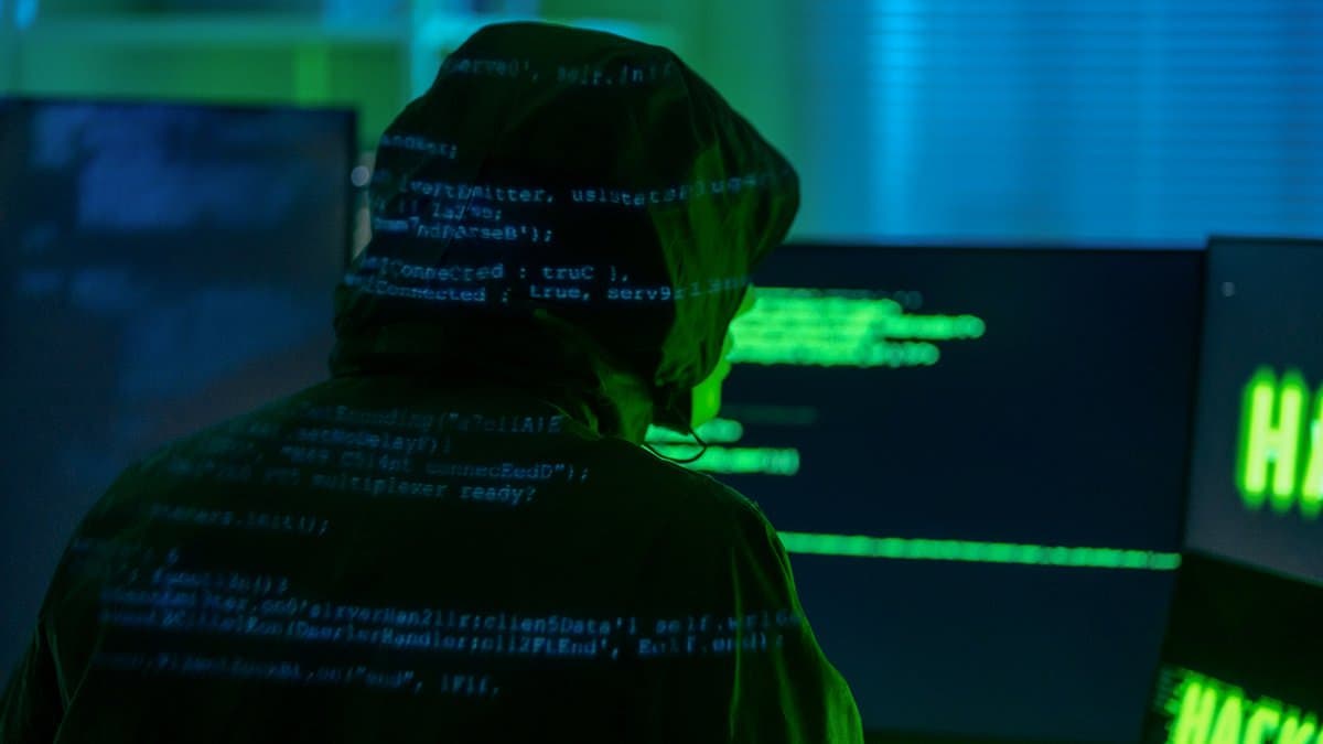 Teen 'hackers' TfL system cyber attack cost £39million, court hears