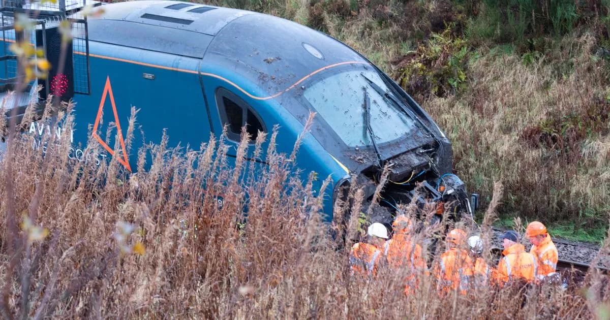 Travel warning for Lancs train customers after Cumbria derailment | Lancs Live